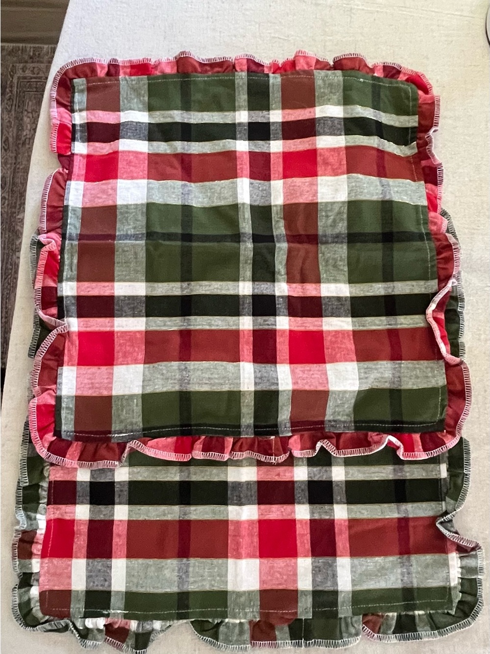 The Farmhouse by Rachel Ashwell Plaid Ruffled Placemats Set